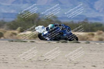 media/Oct-05-2025-CVMA (Sun) [[beeef4f201]]/Race 16-Formula Middleweight/